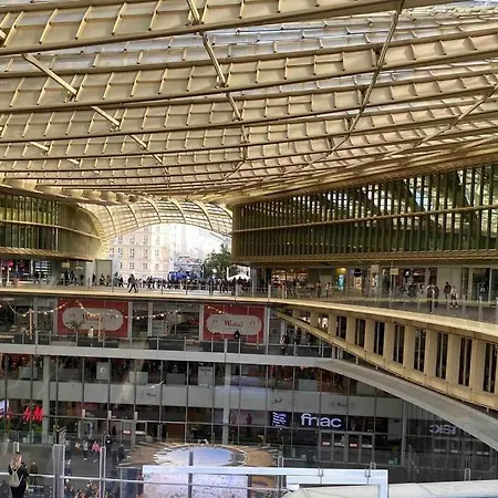 Tres Lumineux * Paris